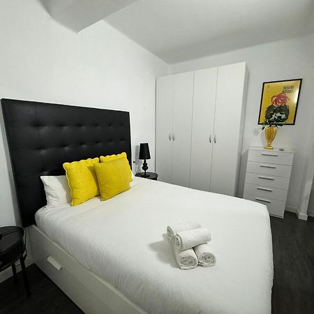 A 20 Pasos Del Museo Picasso Apartment Малага Екстериор снимка