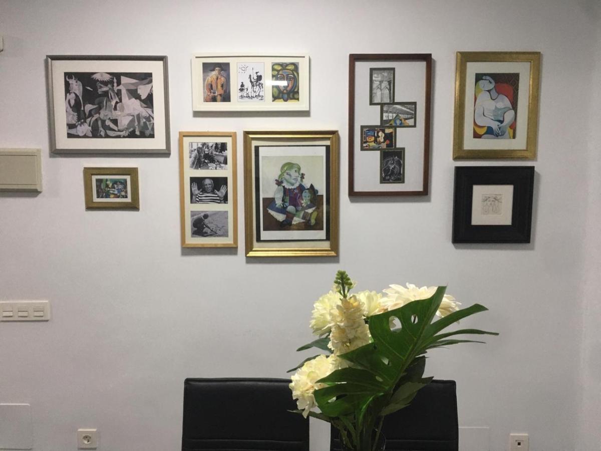 A 20 Pasos Del Museo Picasso Apartment Малага Екстериор снимка